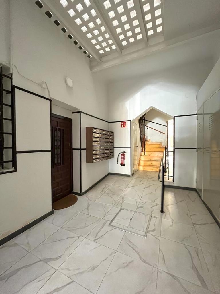 Sebastian Elcano 6, Embajadores Madrid Exterior foto